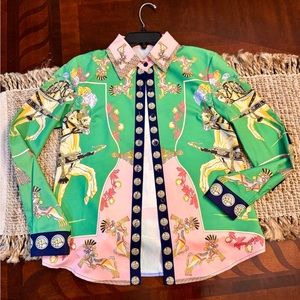 Super cute small couture style long sleeve button down shirt.